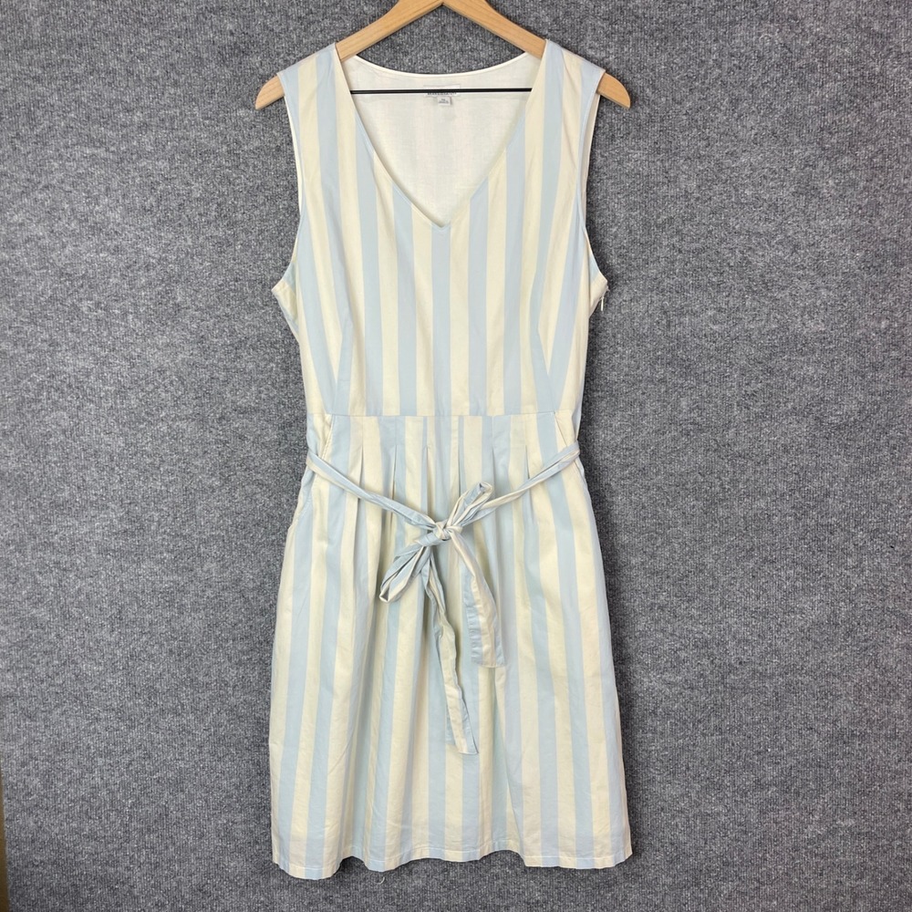 L.L. Bean Signature Dress 100% cotton Womens 16 Blue Striped V-Neck Belted